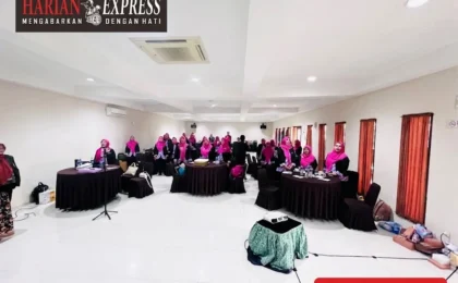 UNJ Dampingi IPEMI PC Bojongsari Depok Manfaatkan SmartPOS